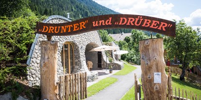 Hüttendorf - Spielplatz - Oberdrautal - Erdhäuser und Suiten im Hobbit-Style