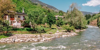 Hüttendorf - Typ: Selbstversorgerhütte - Hermagor - Smileys Fluss Chalet